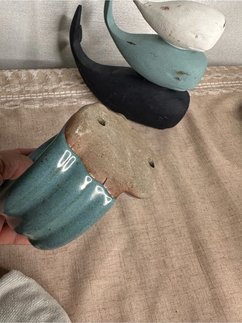 Vintage Teal Ceramic Wall Mount Towel Holder with Shell Motif